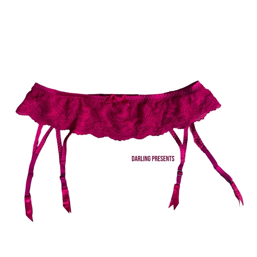 Victoria’s Secret Lace Garter Belt Women Color Plum Size L